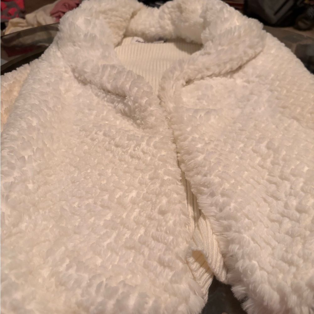 Lemoda White Faux Fur Jacket